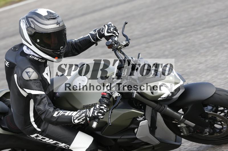 Archiv-2025/09 22.04.2025 Cornu Master School ADR/gruen-vert/29